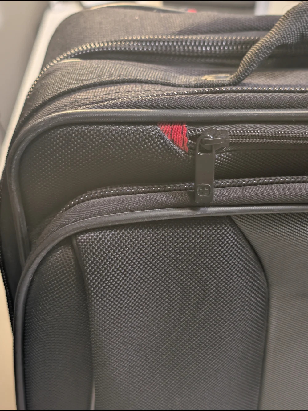 SwissGear The Granada Wheeled Computer Case Black Rolling Laptop Bag NWT 17